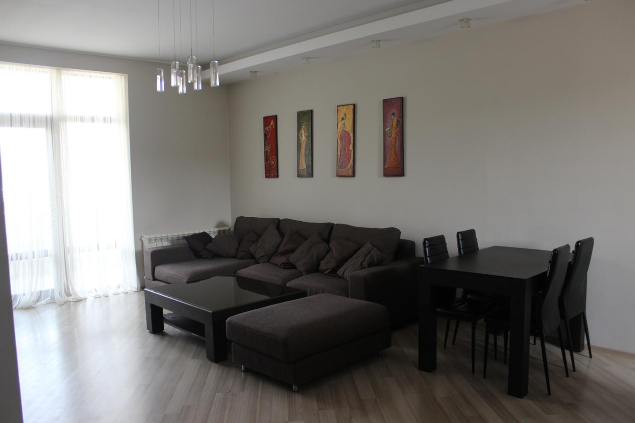 Mtatsminda Apartment Tbilisi Buitenkant foto