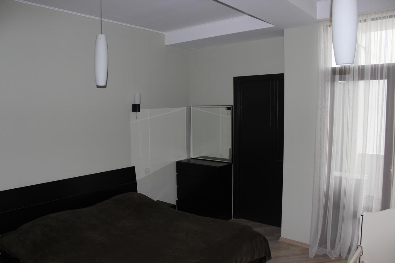 Mtatsminda Apartment Tbilisi Buitenkant foto