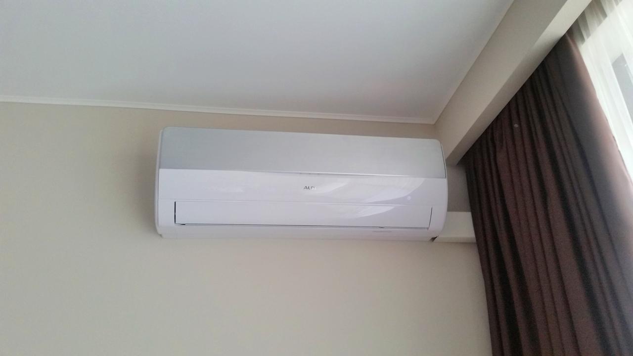 Mtatsminda Apartment Tbilisi Buitenkant foto